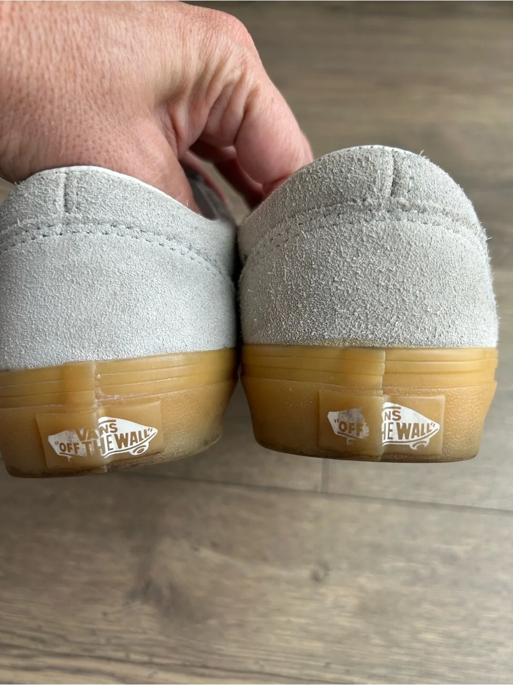🛹 VANS Low Top Suede Sneakers in Light Gray with Gum Sole